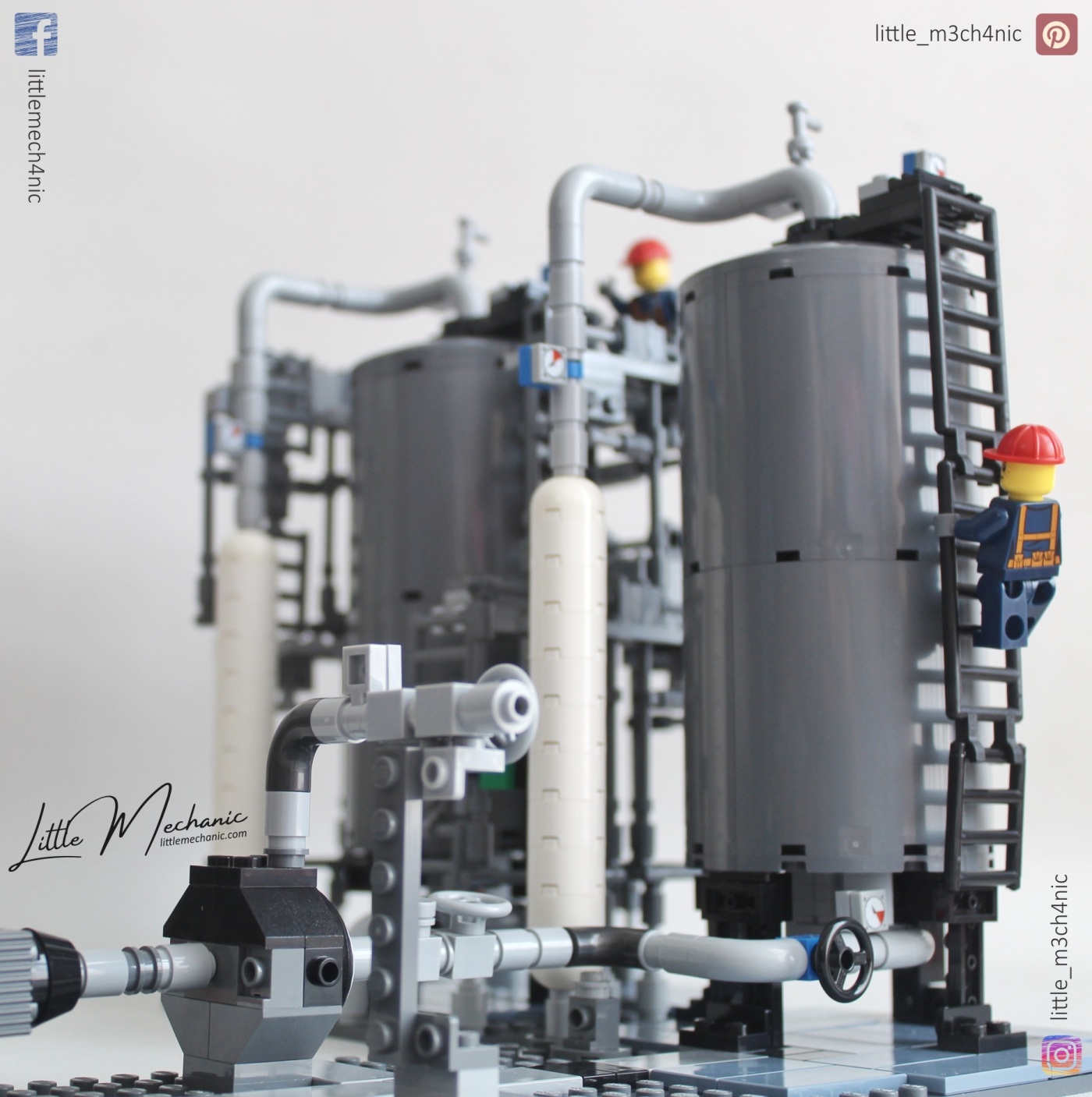Image of Custom LEGO Set vertical separator, scaffolding and centrifugal pump
